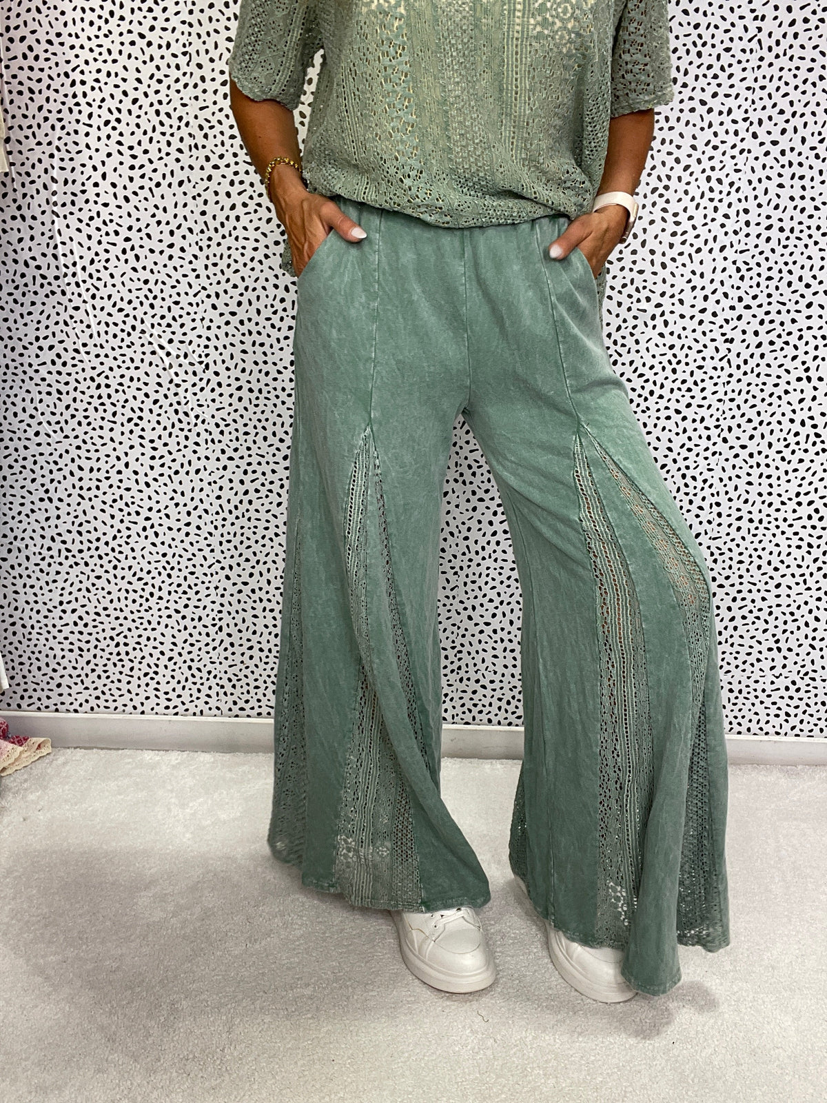 Ease And Comfort Wide Leg Pants In 2 Colors *Final Sale*