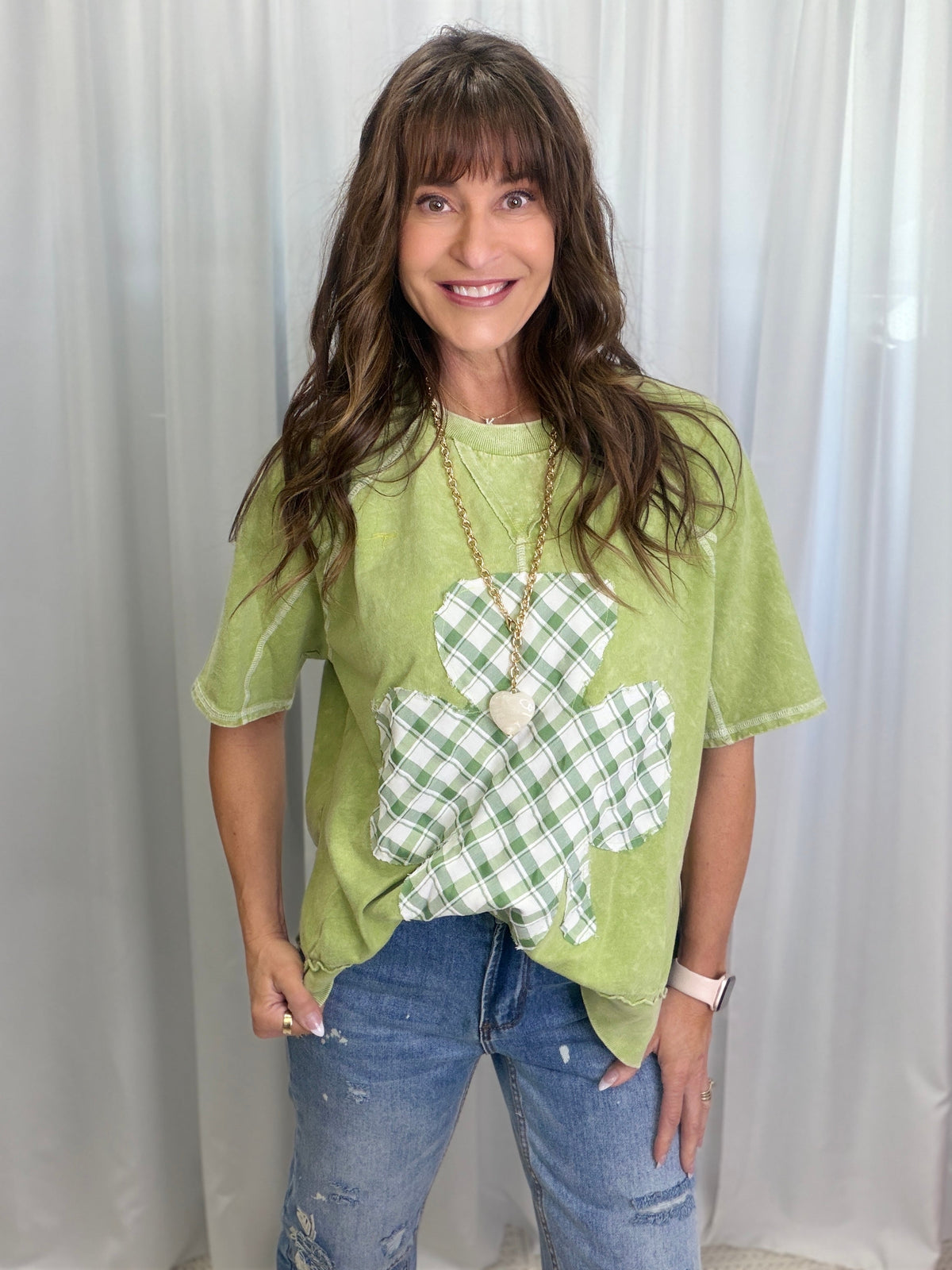 Mineral Washed Feelin Lucky T-Shirt In Apple Green