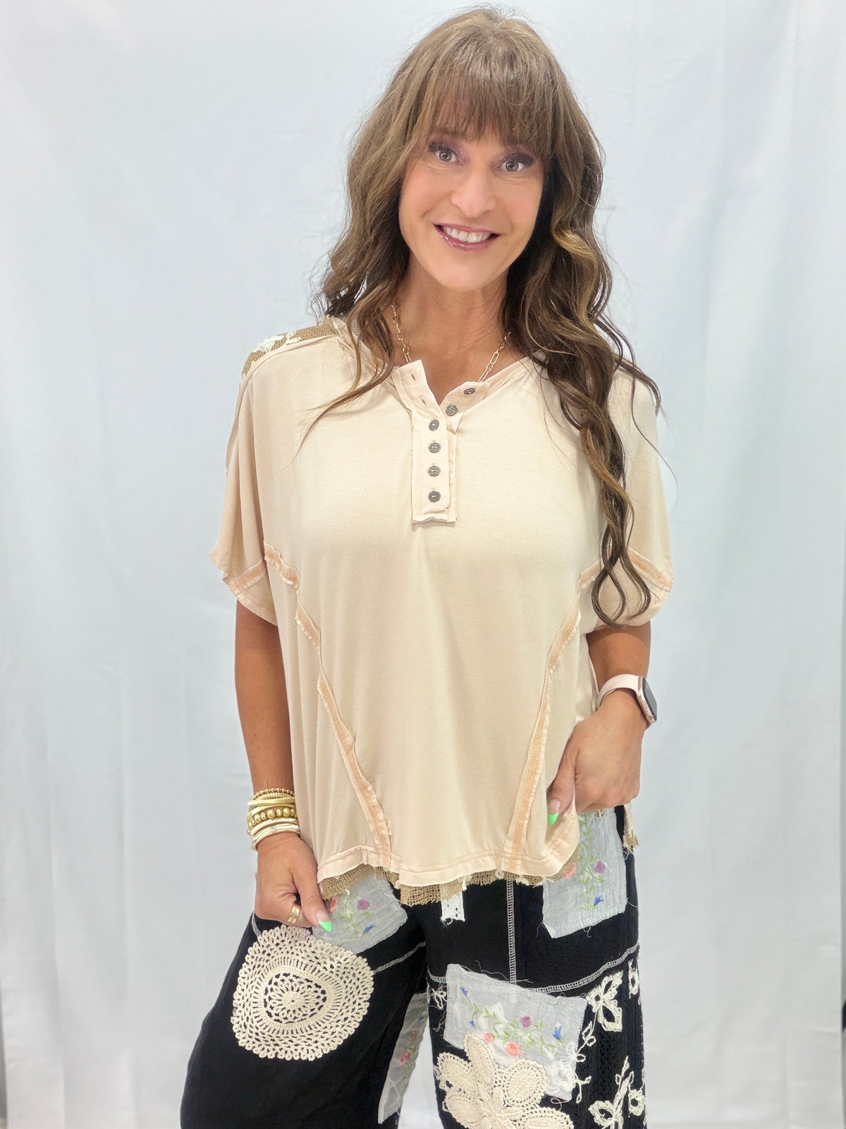 Pol Misty Mood Short Sleeve Top In 2 Colors