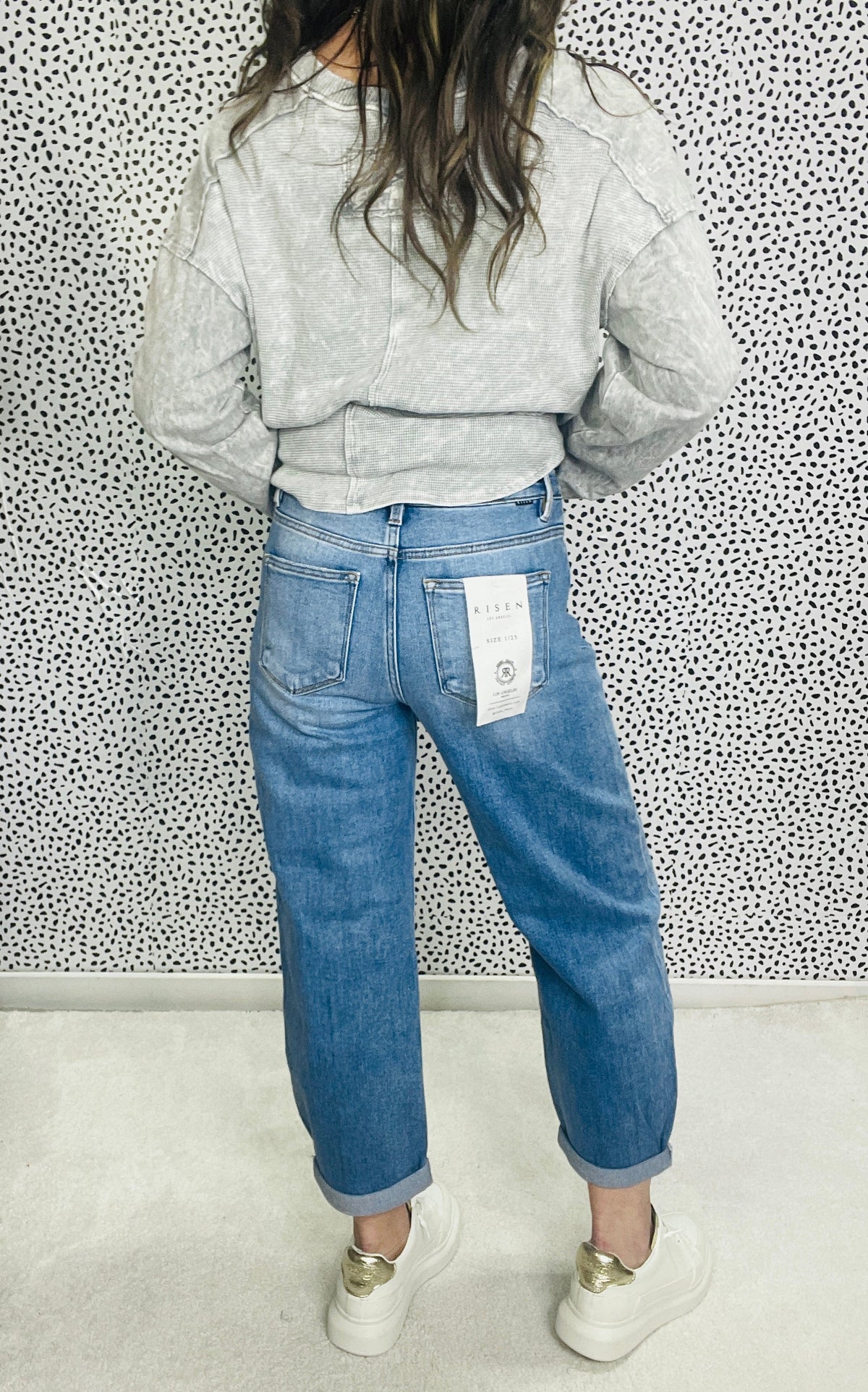 Risen Avery Mid Rise Medium Wash Non Distressed Barrel Jeans 024