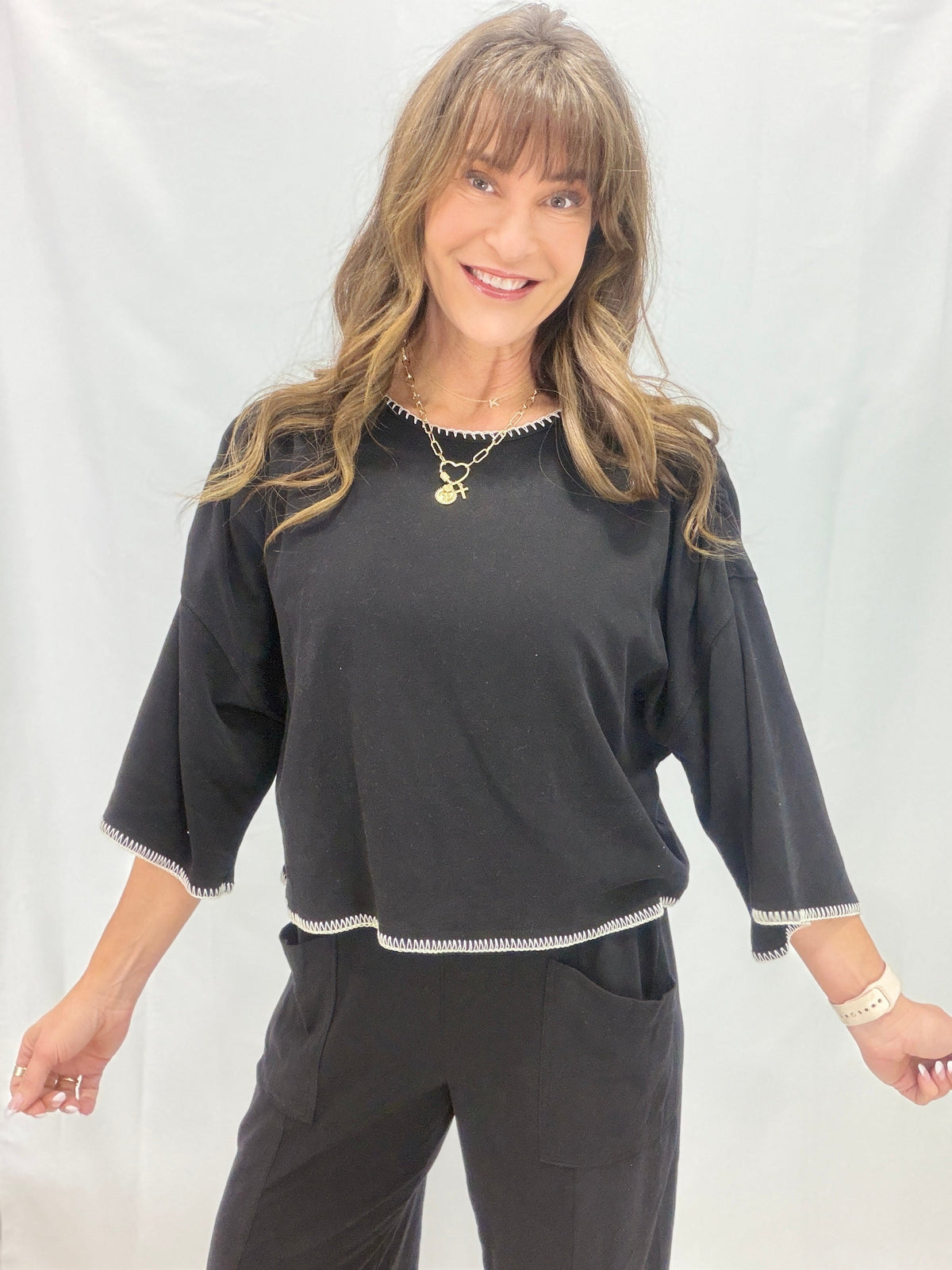 Contrast Stitch Knit Top In Black