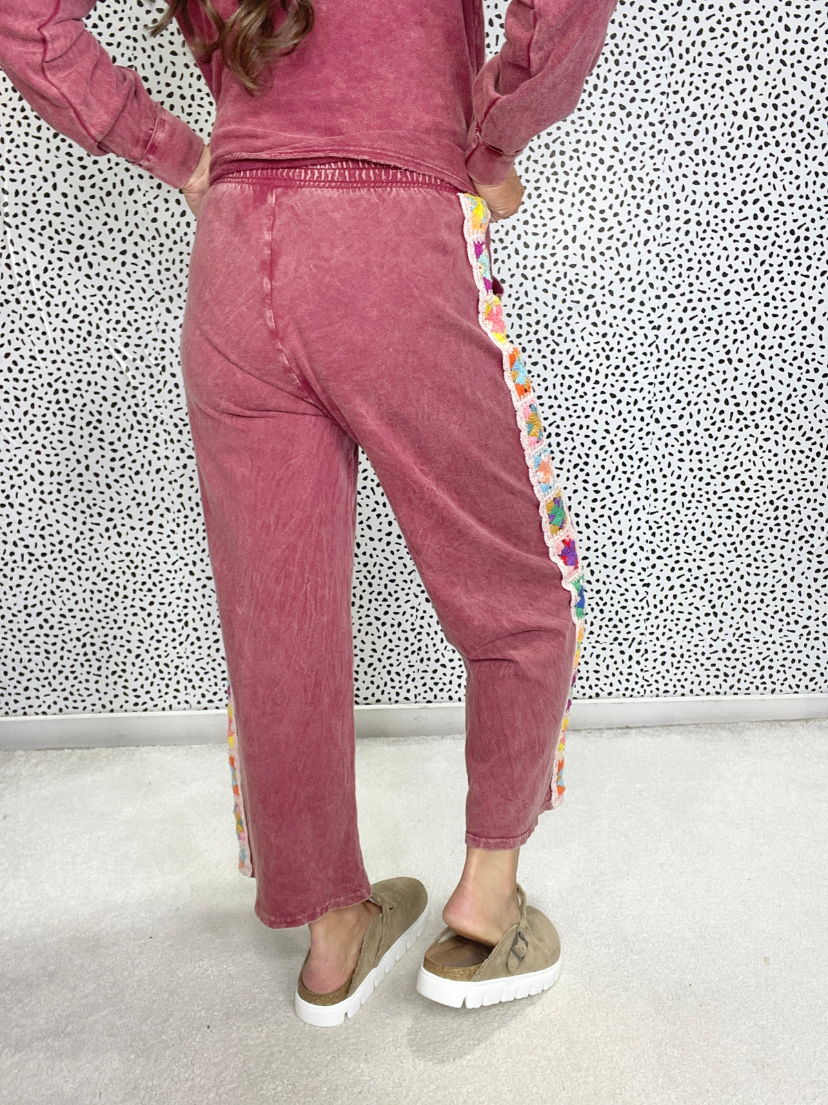 Crochet Side Stripe Pants In 2 colors