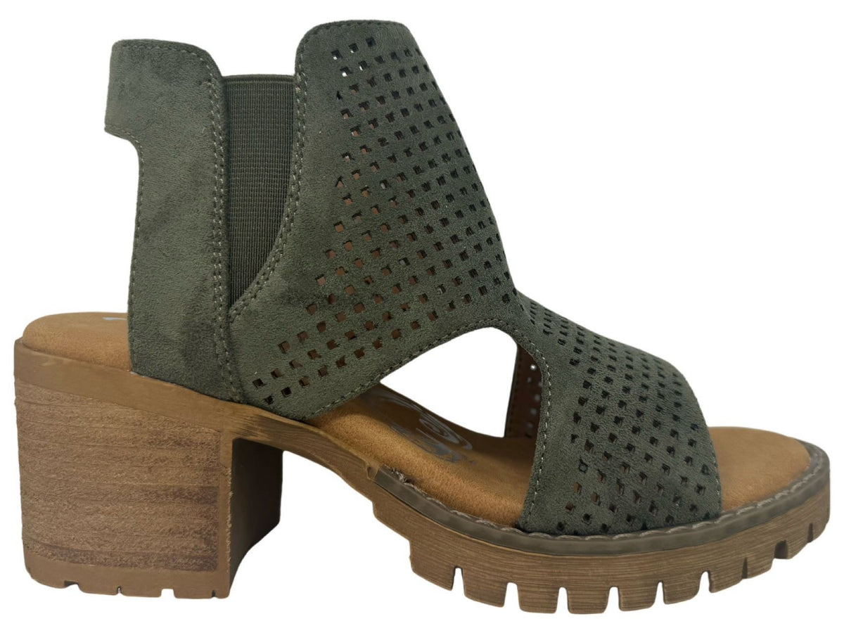 Very G Rustic Vibe Edge Laser Cut Pump Sandals In 2 colors *Final Sale*