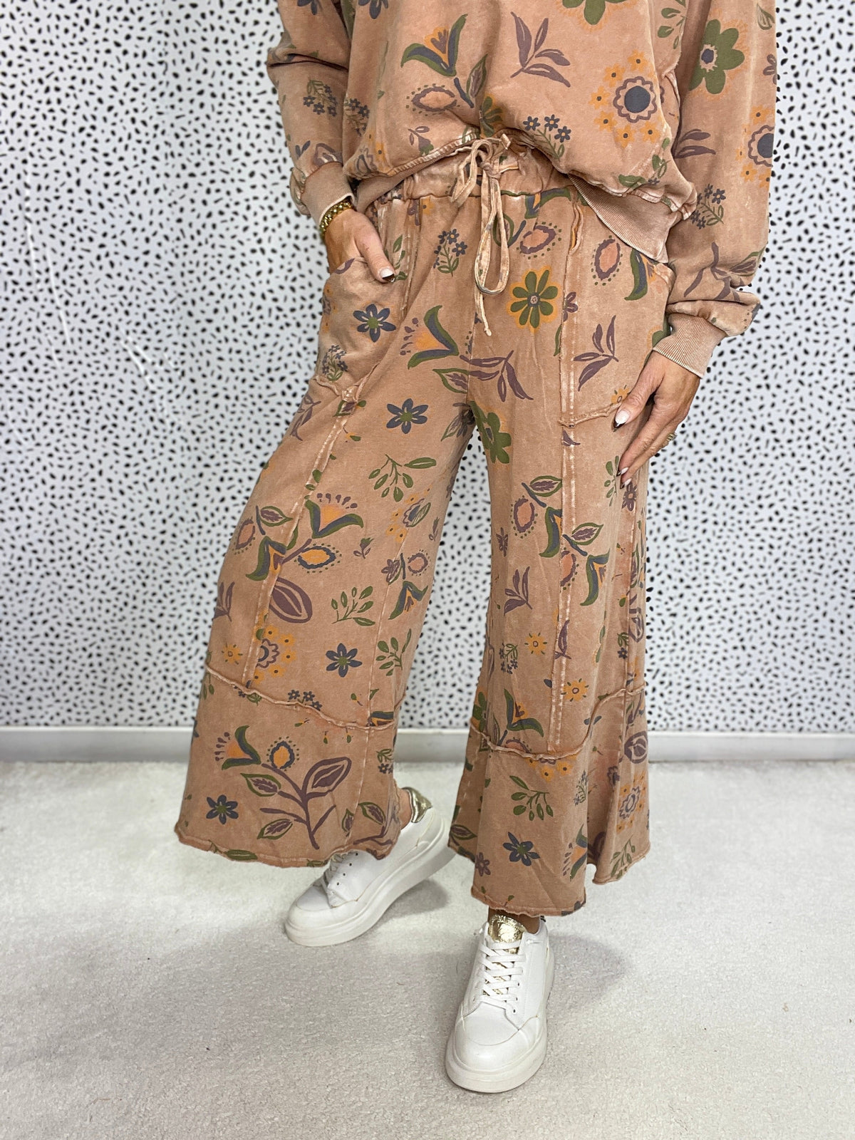 Find My Way Floral Print Terry Pants In 3 Colors