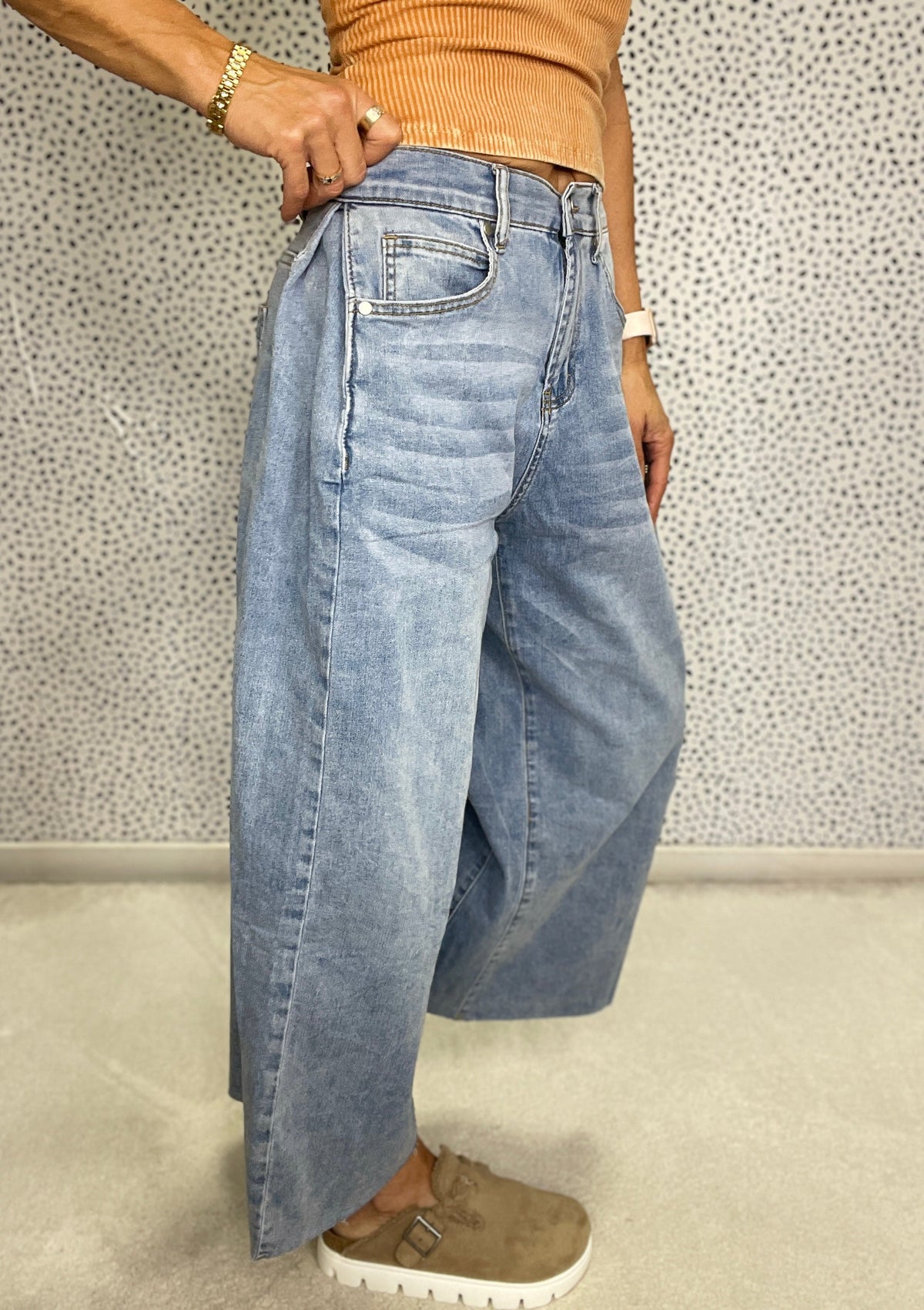 Rounding Out The Day Wide Leg Pants In Denim Blue