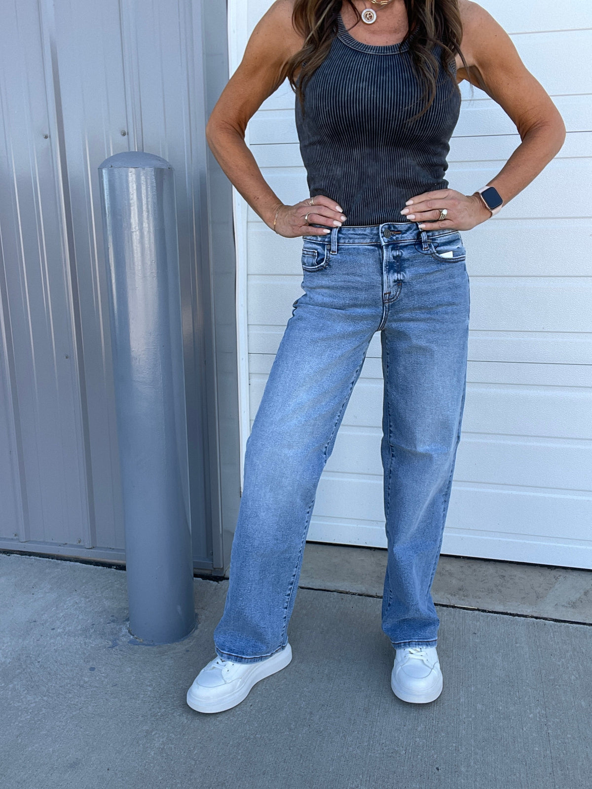 Hidden Joanna Vintage Clean Cut Hem Dad Jeans 63D In Medium