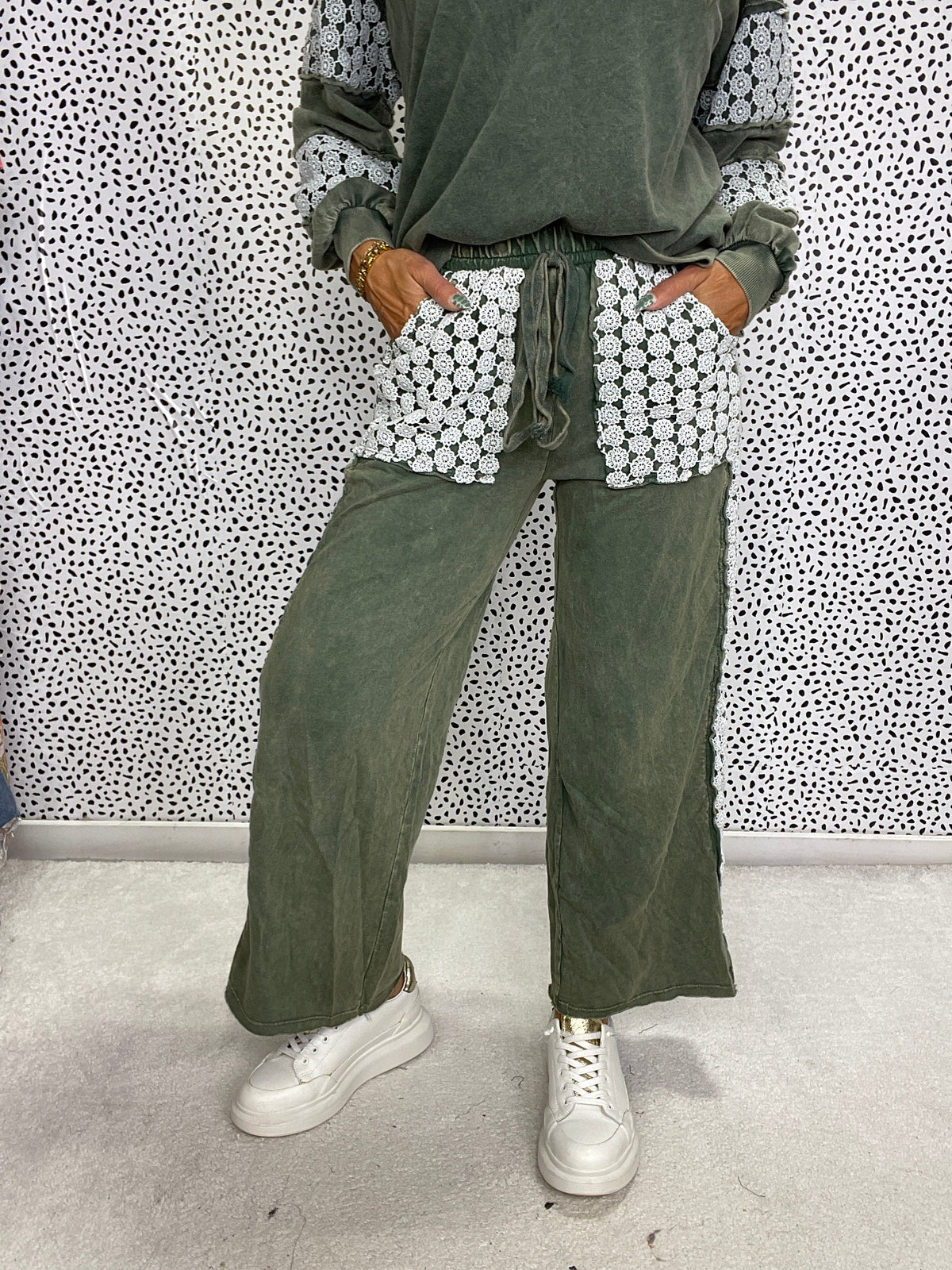 Mineral Wash Floral Daisy Trim Pants In 6 Colors