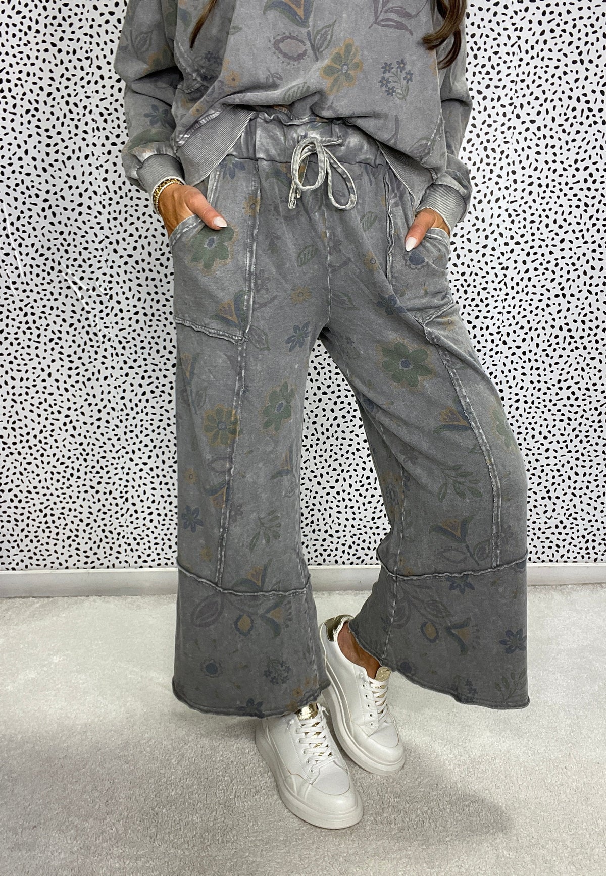 Find My Way Floral Print Terry Pants In 3 Colors