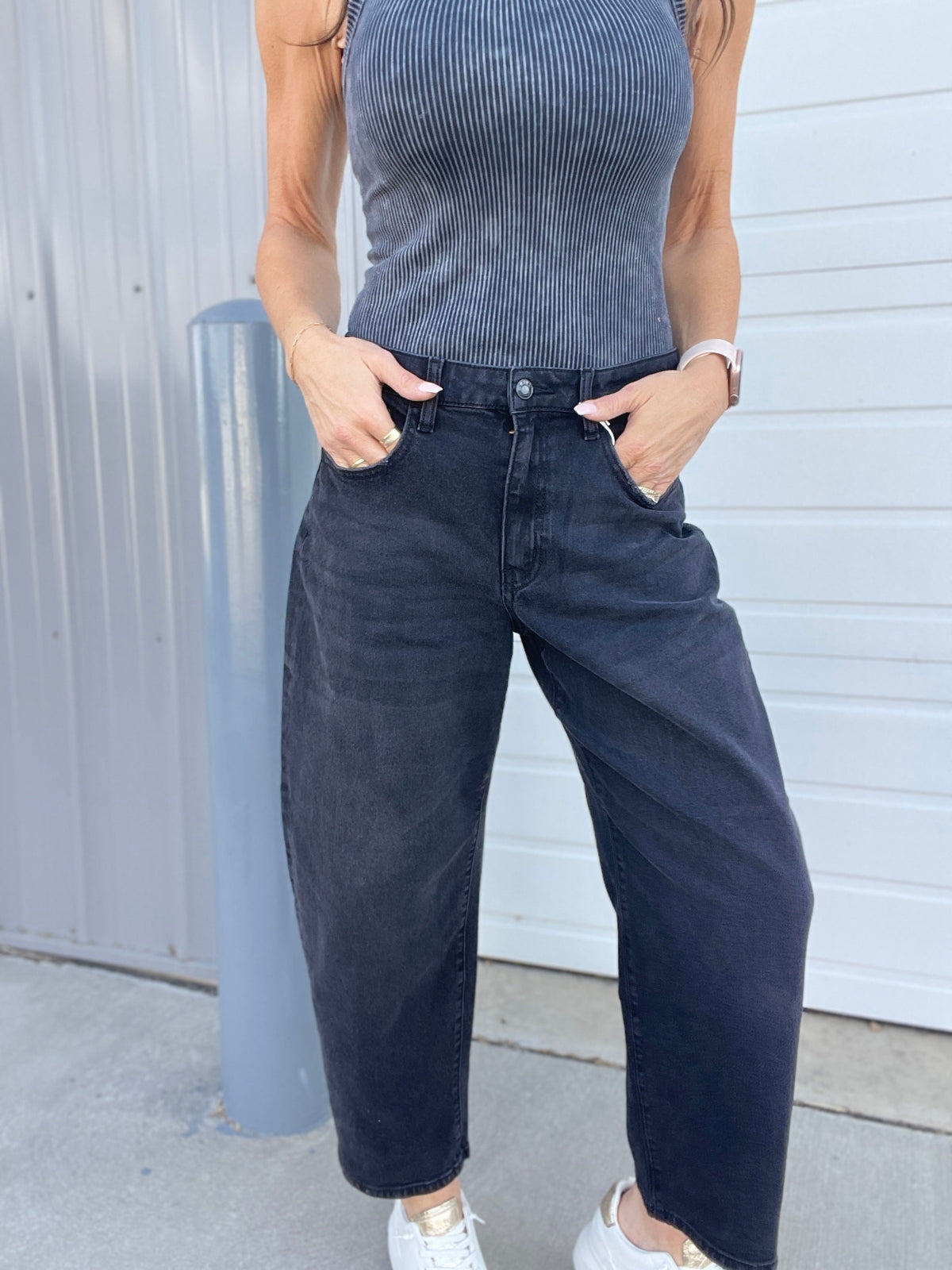 Samantha Barrel Leg Jeans 9BR In Black