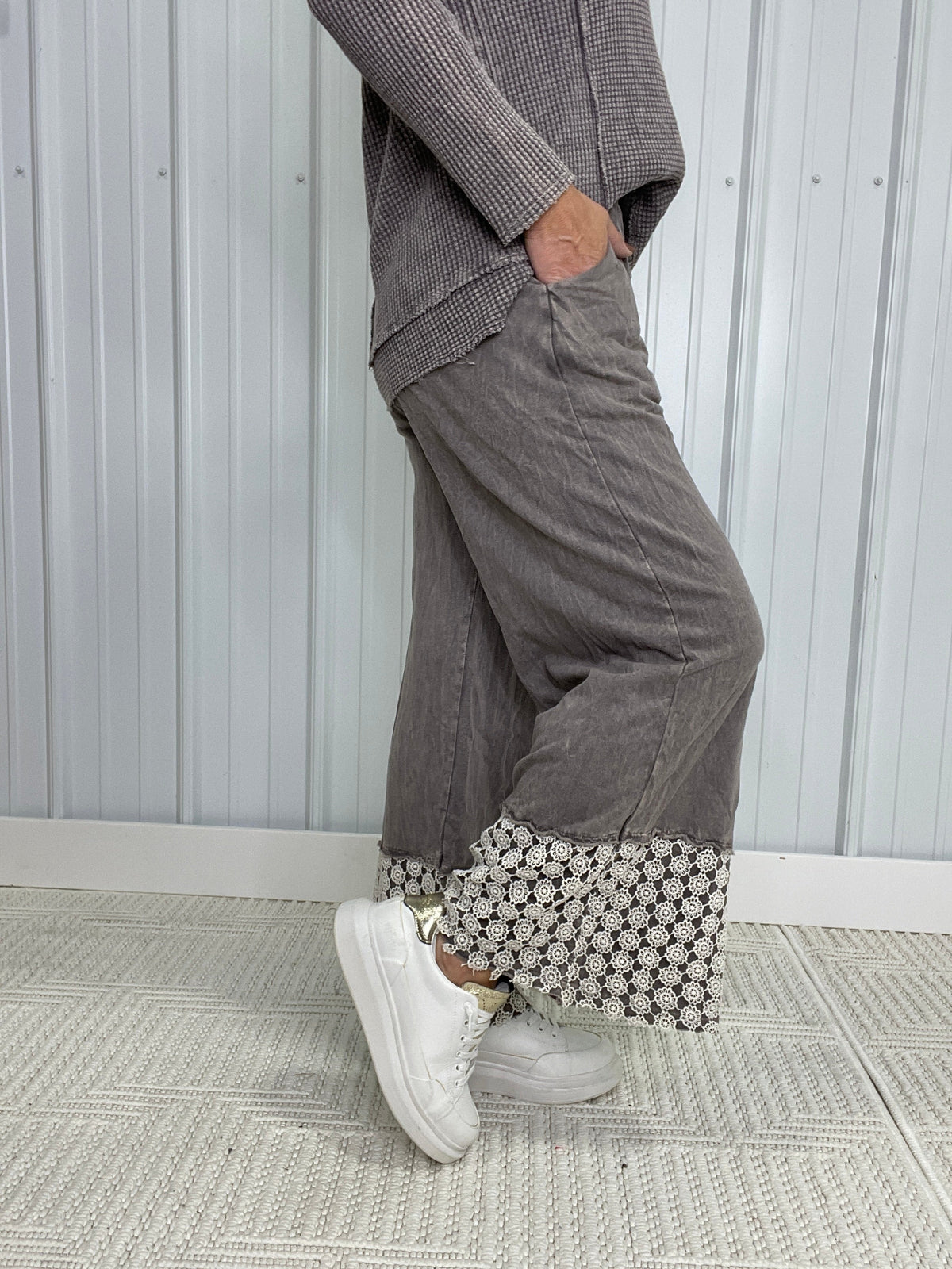 Lace Horizon Mineral Wash Pants In 2 Colors