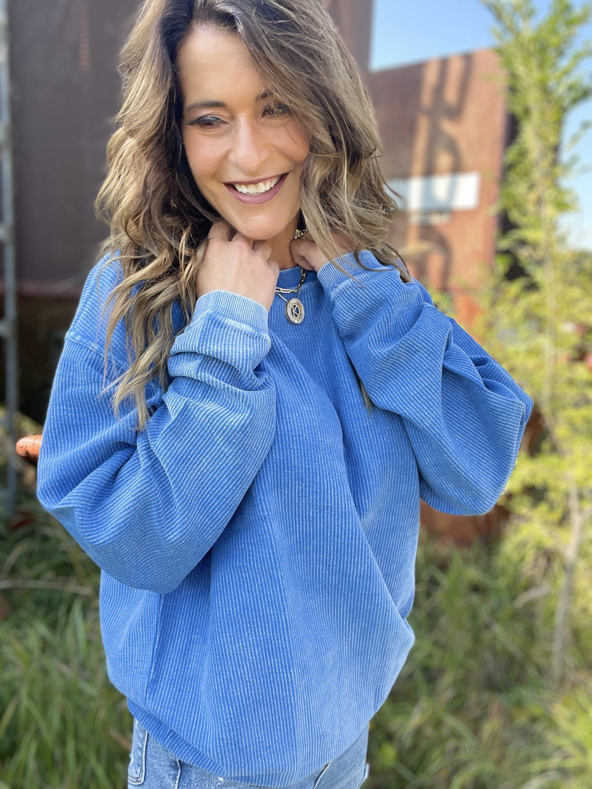 Snow Washed Essential Corded Crew Sweatshirt in Royal